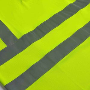 polera fluor cinta reflectante